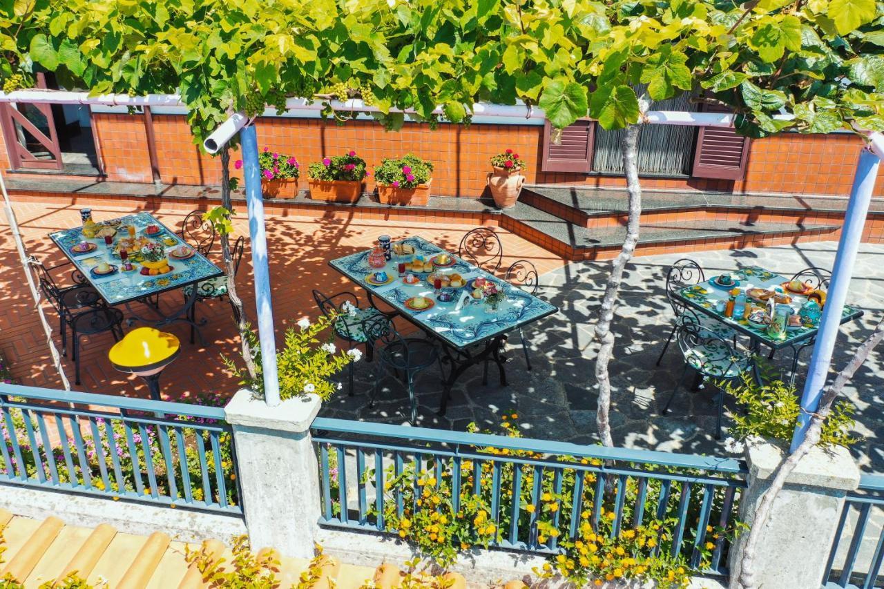 Hotel Roccia Fiorita Furore Zewnętrze zdjęcie