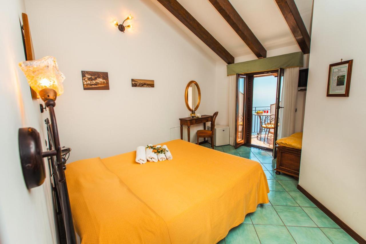 Hotel Roccia Fiorita Furore Zewnętrze zdjęcie