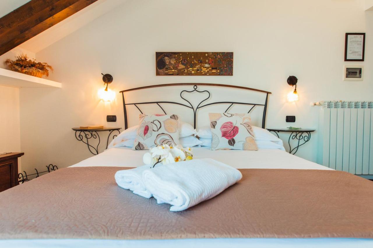 Hotel Roccia Fiorita Furore Zewnętrze zdjęcie